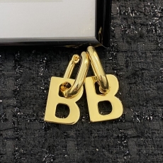 Unclassified Brand Earrings